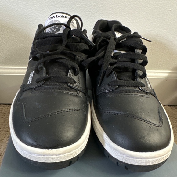 New balance size 9 - Picture 2 of 4